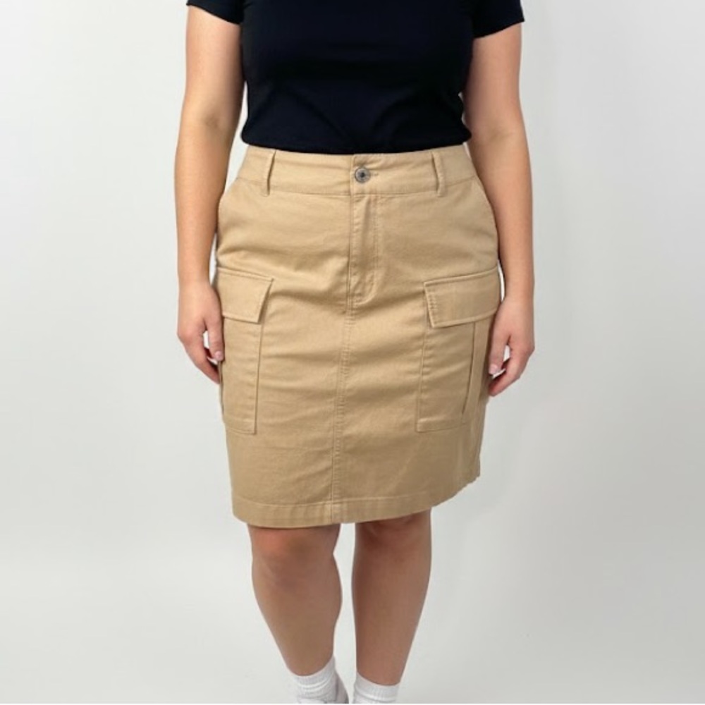SHEIN Tan Pencil Skirt with Pockets